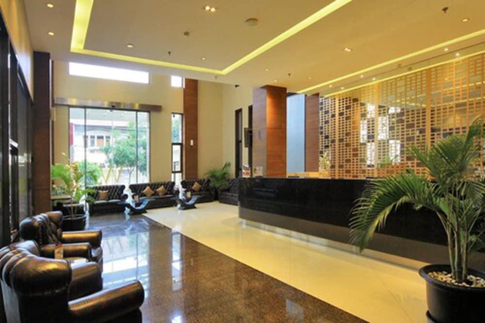 West Point Hotel Bandung Exteriér fotografie