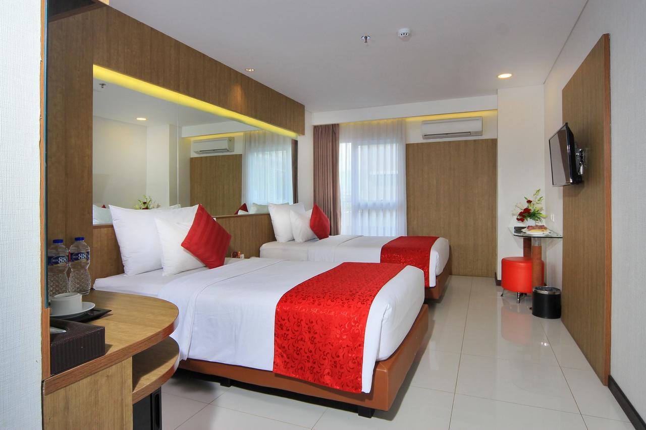 West Point Hotel Bandung Exteriér fotografie