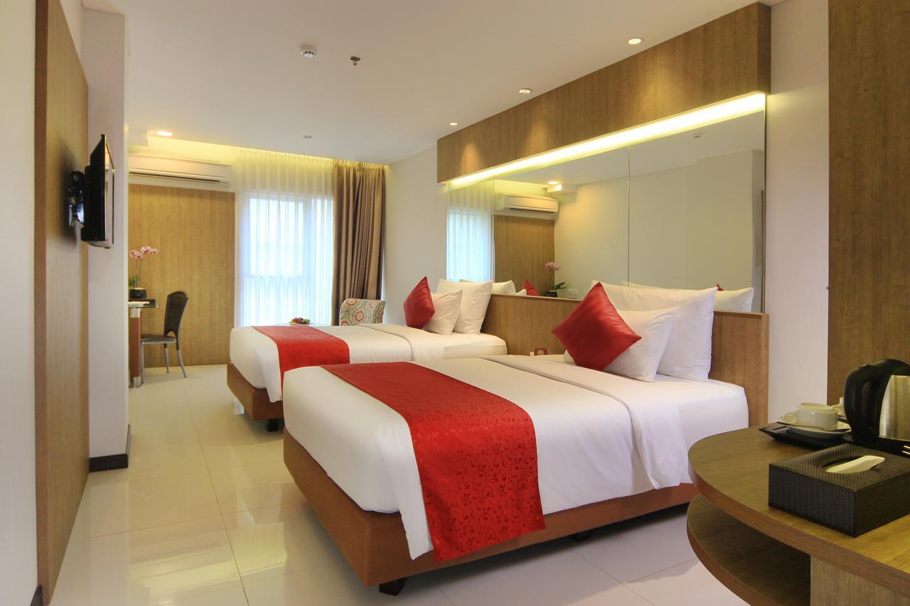 West Point Hotel Bandung Exteriér fotografie