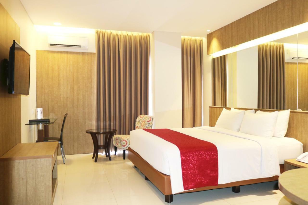 West Point Hotel Bandung Exteriér fotografie